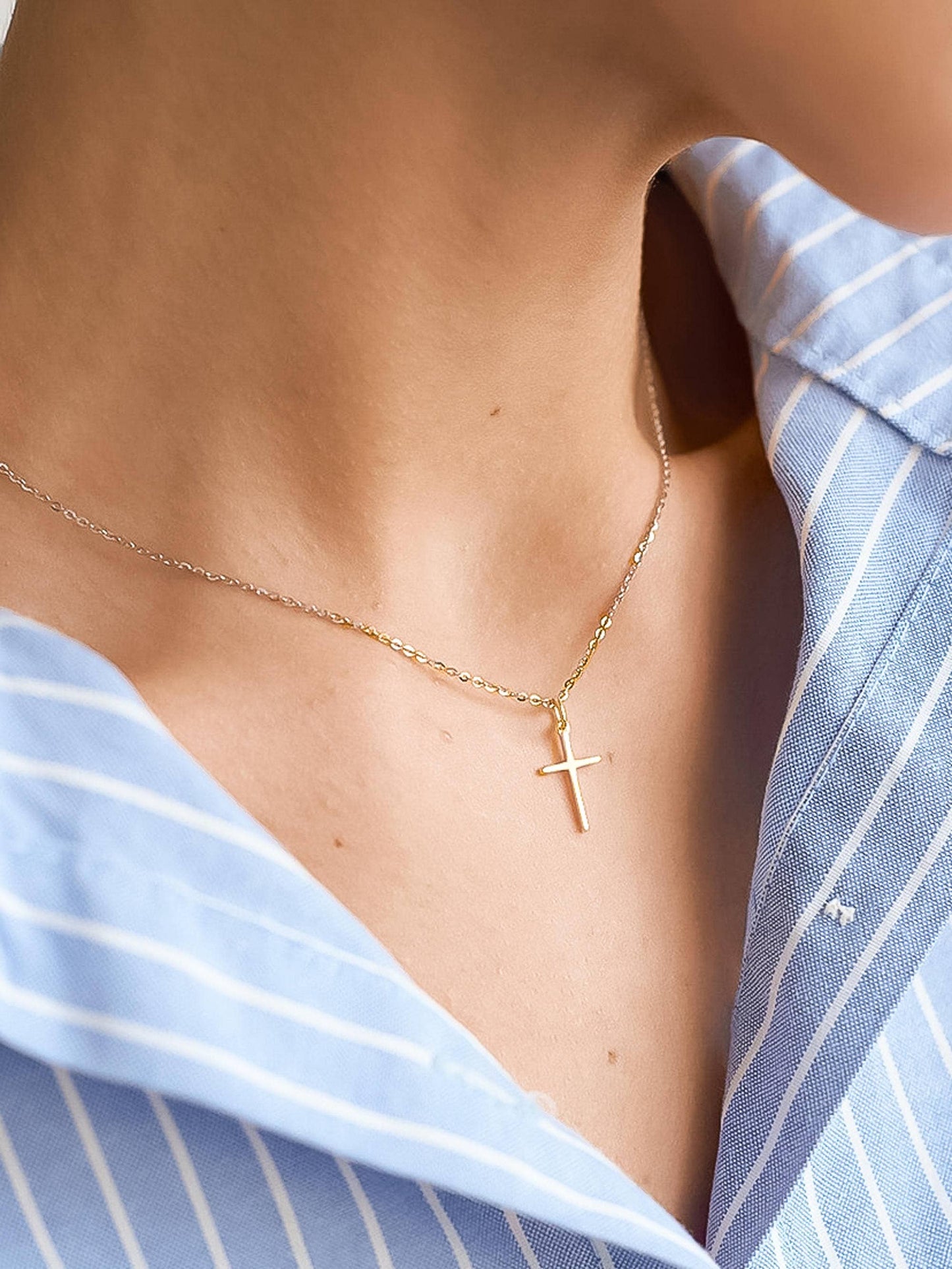 Tirza 18K Gold Non-Tarnish Small Cross Necklace: Yellow Gold
