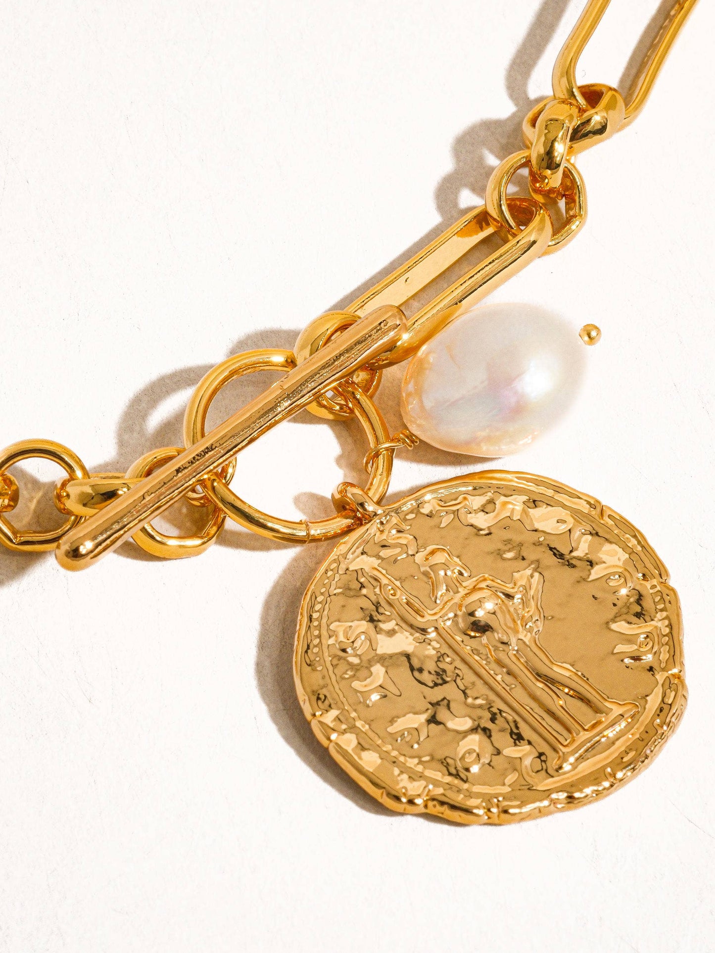 Leah 18k Gold Large Coin and Pearl Chain Necklace: Yellow Gold
