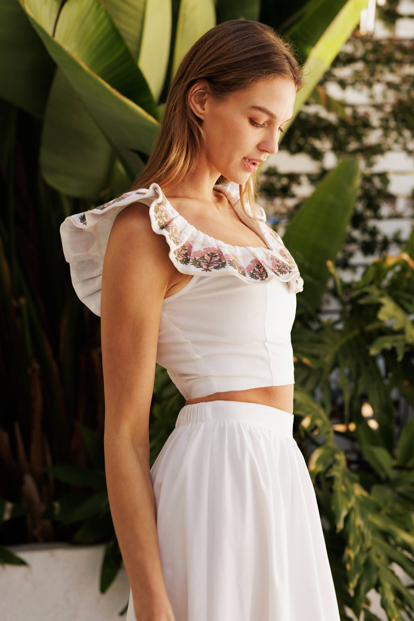 Floral Embroidered Brim Sleeveless Cropped Top