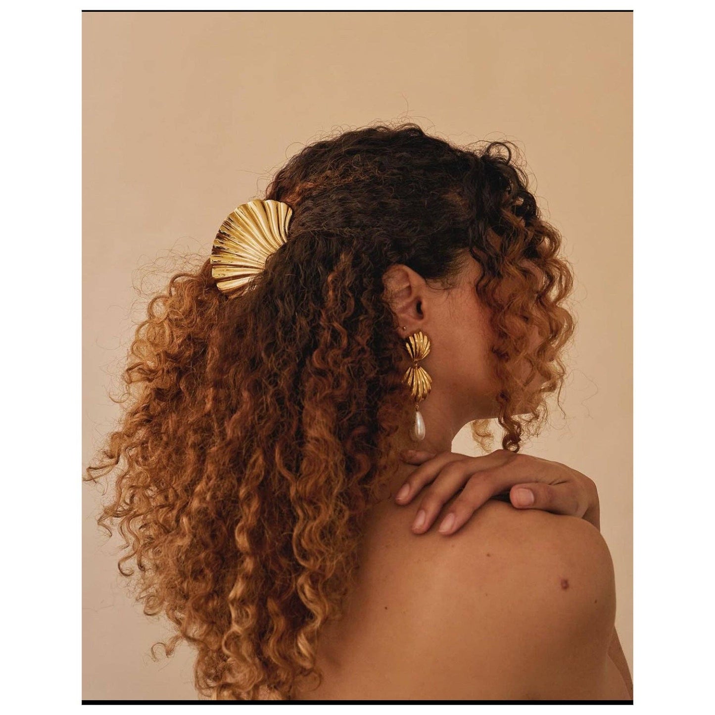 Vintage Gold Seashell Hair Claw
