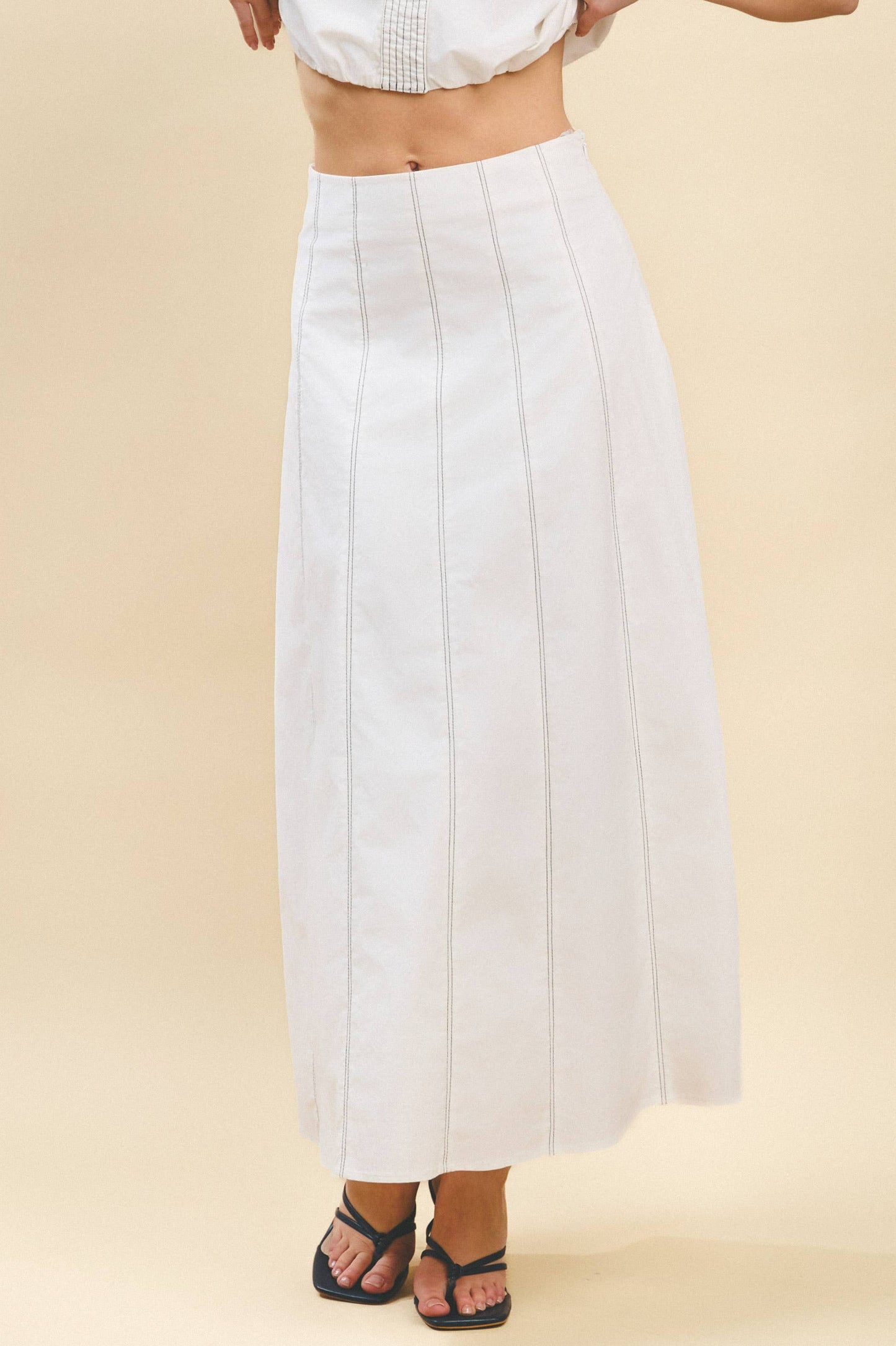 Contrast Topstitching Detail Maxi Skirt