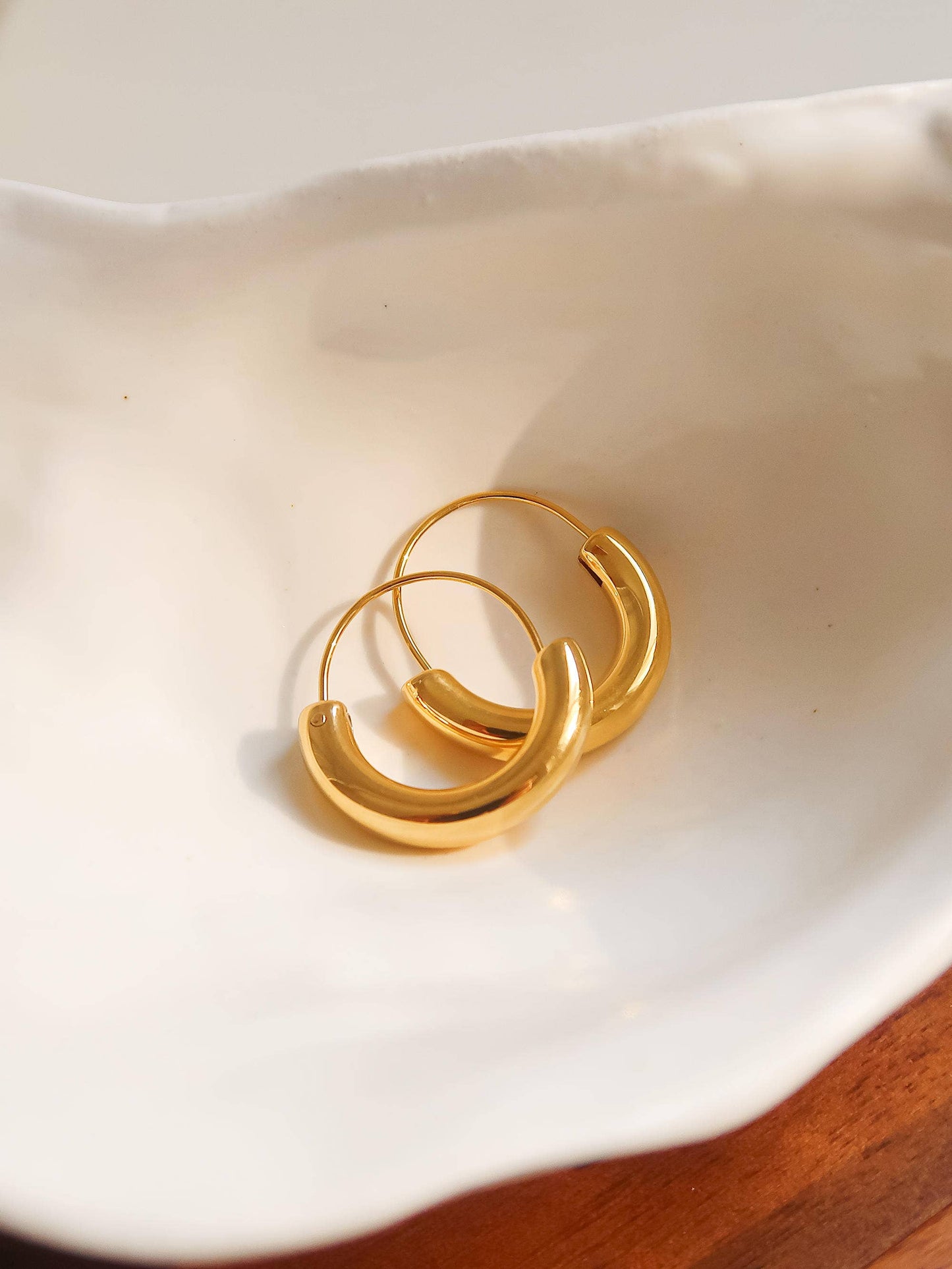 Mackenzie 18K Non-Tarnish U-Shape Hoop Earring: Yellow Gold