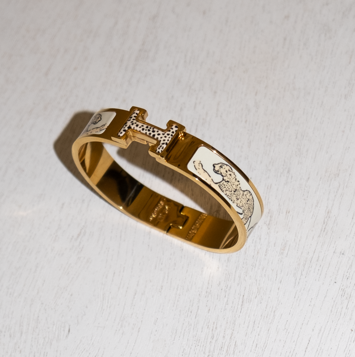 Printed Design Clasp Bracelet