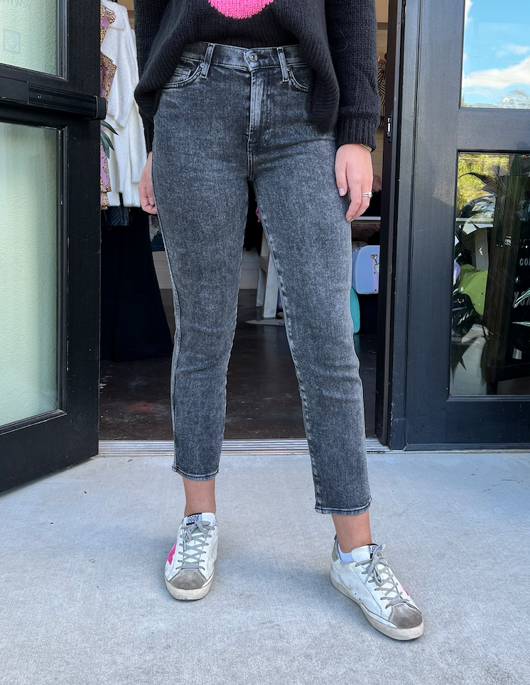 HW Cropped Straight