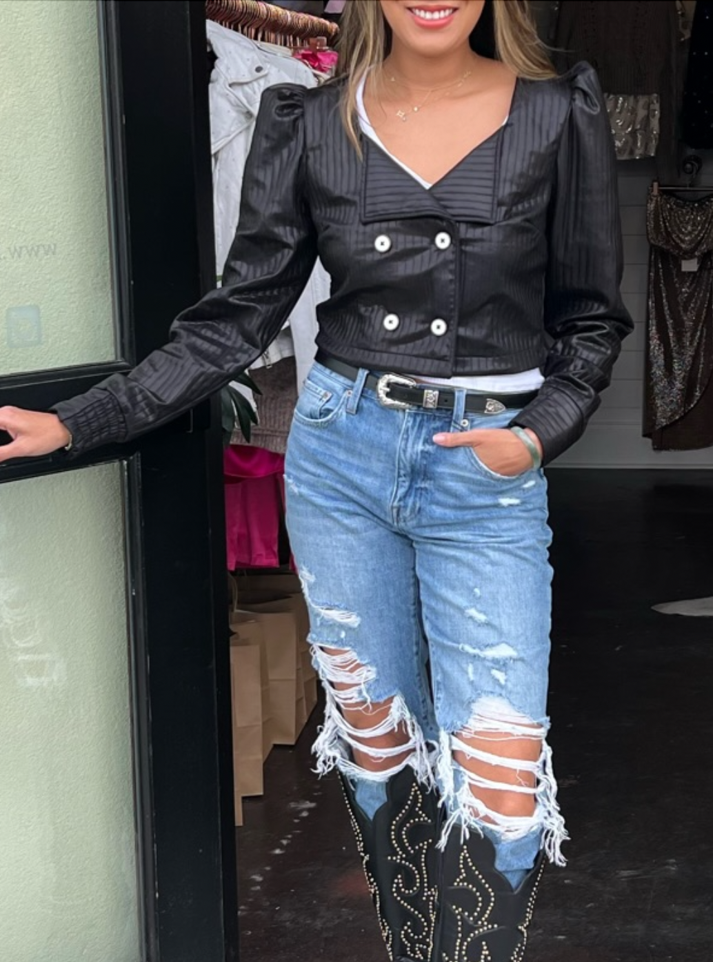 Avery Cropped