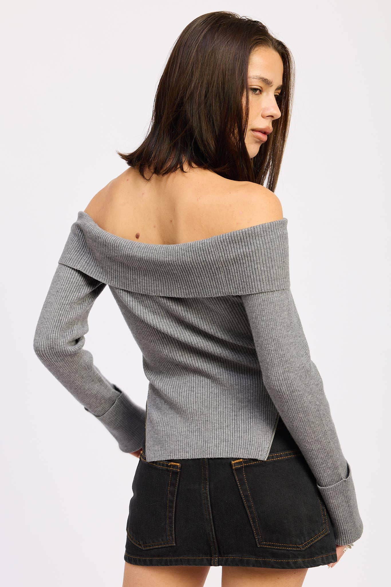 RIBBED OFF SHOULDER SWEATER WITH ZIPPER CHARCOAL