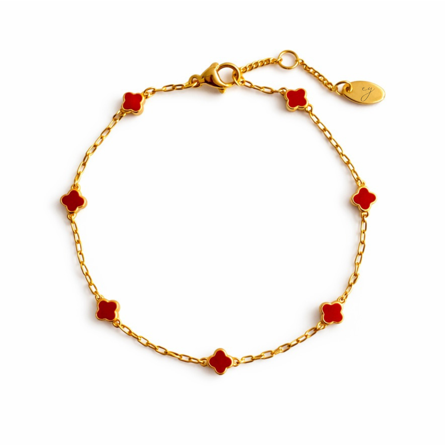 Petite Clover Single Layer Bracelet: Red