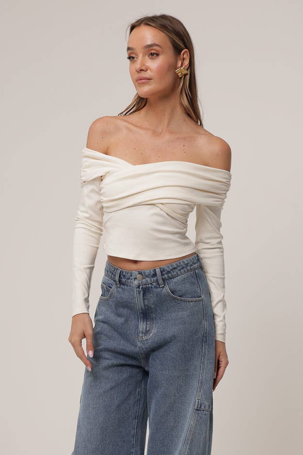 TOWNE OFF SHOULDER TOP
