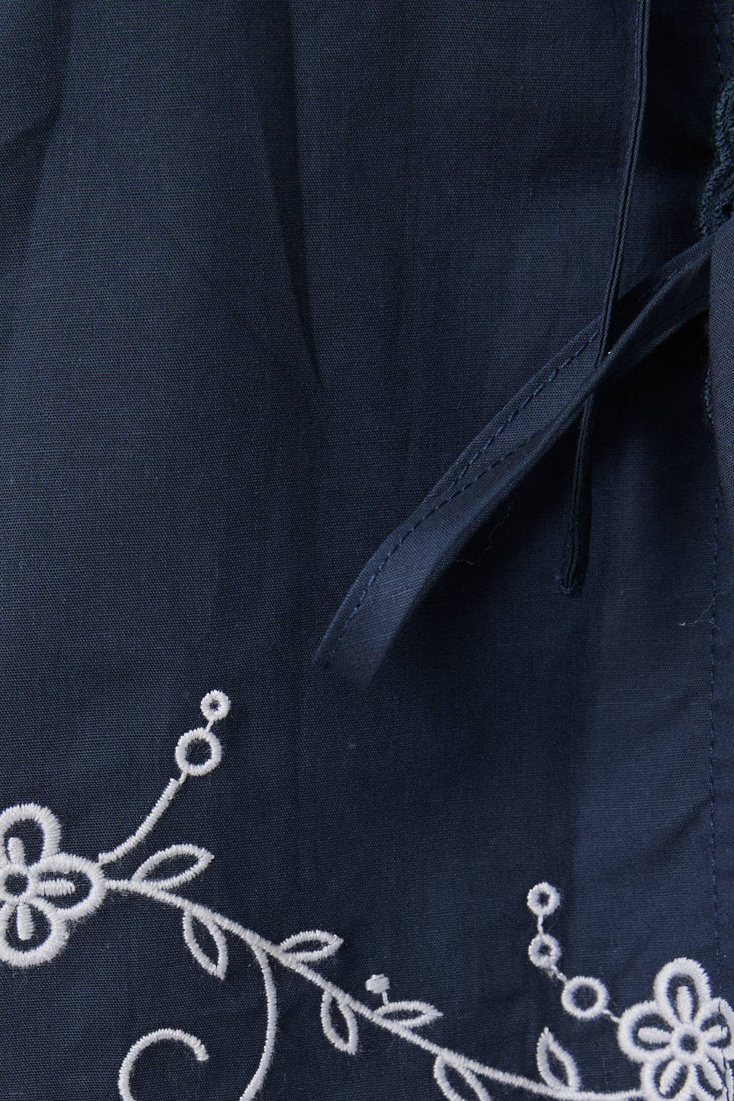 SHORT PUFF SLEEVE WITH TIE FRONT