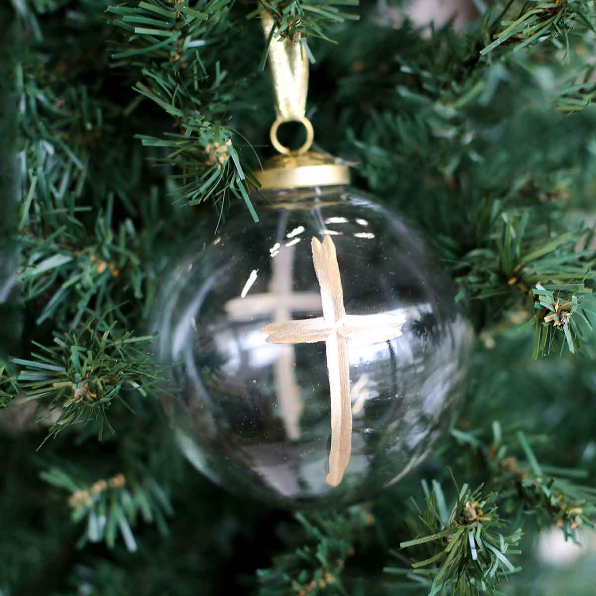 Cruix 4" Glass Ball Ornament