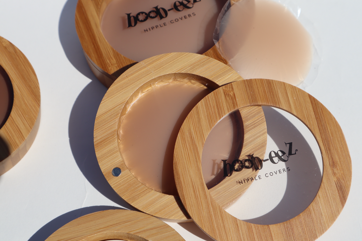 Nipple Covers + Bamboo Compact: Medium Tint / 8cm