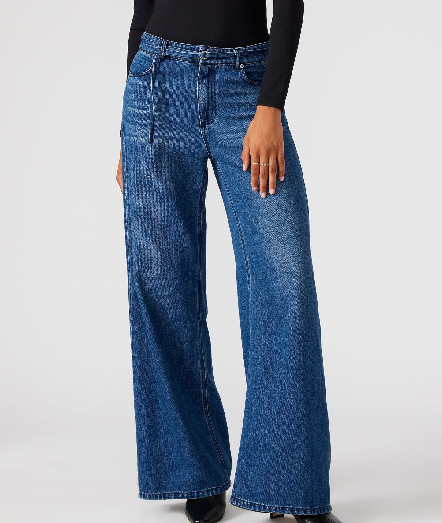 Dark Wash Wide Leg Jeans